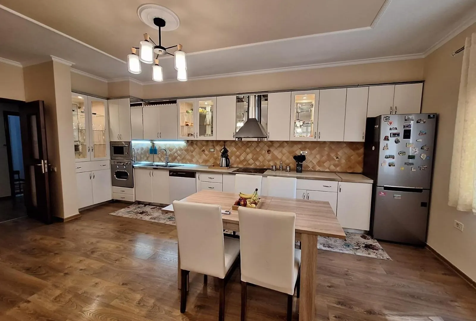 Alb Apartament تيرانا ألبانيا